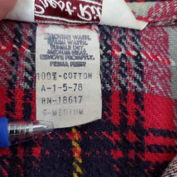 Vintage 1978 Prest Rite Red Plaid Flannel Button Up Shirt M Mens Pointed Collar! - Picture 8 of 14